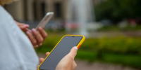 Как действовать, если телефон и SIM-карта оказались в чужих руках - IrkutskMedia.Ru