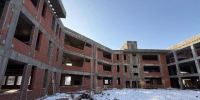 На строительстве школы в Братске намерены увеличить количество рабочих - Baikal24.Ru