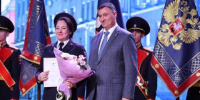 Мэр Иркутска наградил отличившихся полицейских - Baikal24.Ru