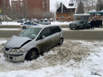 Парень пострадал в ДТП с двумя иномарками в Томске