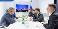 Подготовку к строительству нового аэропорта Иркутска обсудили Игорь Кобзев и глава Росавиации Дмитрий Ядров - Министерство транспорта и дорожного хозяйства