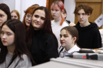 При поддержке АО «Саянскхимпласт» школьники посетили политеховские мастер-классы по химии и автоматизации