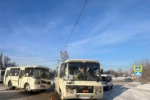 Водители массово пытались объехать пробку по тротуару в Свердловском районе Иркутска