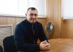 Водит «единицу» на пятерку с плюсом! А еще лучший водитель троллейбуса в Иркутске играет на флейте и считает женщин-коллег профессионалами высшего класса