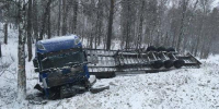 Трое погибли и двое пострадали в ДТП с грузовиком под Новосибирском - Baikal24.Ru