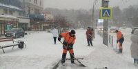 В Иркутске из-за сильного снегопада на уборку вывели 68 единиц техники - КП-Иркутск