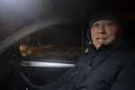 Дорожные полицейские выручили застрявшего в метели автомобилиста из Иркутска