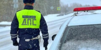 Фура с бетонными плитами загорелась после ДТП на трассе "Сибирь" в Усольском районе - Baikal24.Ru