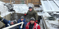 В Бодайбо ликвидируют коммунальную аварию. Фото из телеграм-канала администрации Бодайбо и района - Irk.Ru