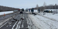 Водитель легковой машины погиб в ДТП с грузовиком под Омском - Baikal24.Ru