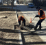 В Иркутске продолжается уборка дорог, тротуаров и остановок - Baikal24.Ru