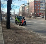 На уборке улиц Иркутска работает спецтехника