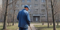 В Иркутске судебные приставы проконтролировали отбывание 100 часов обязательных работ должником, нарушившим ПДД - УФССП