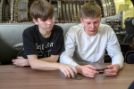 Иркутские школьники приняли участие в мастер-классе «Авиационные двигатели»