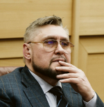 Честный разговор о бюджете, помощи фронту и перспективах региона. 16 апреля губернатор Игорь Кобзев обратился с посланием о положении дел в Иркутской области