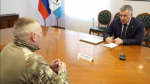 Участник СВО передал Игорю Кобзеву благодарность Приангарью от батальона связи Канал губернатора Иркутской области Игоря Кобзева в Максе (12+)