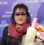 Губернатор Игорь Кобзев поздравил профессора ИРНИТУ Ольгу Железняк с присвоением звания «Заслуженный архитектор России»