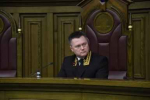 Декор в подъезде — повод для войны: психиатр объяснила, что реально делят соседи