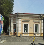 В Иркутске закрылся центральный "Лэтуаль" - сеть массово оптимизирует магазины по стране