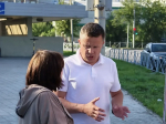 Депутат Думы Иркутского муниципального округа Роман Голышев провёл приём граждан у ТЦ «Ручей» в Иркутске