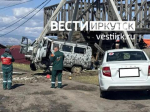 Пьяный водитель «буханки» врезался в опору ЛЭП после столкновения с внедорожником на Байкале