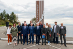 При участии компании "Газпром добыча Иркутск" установлена стела в поселке Листвянка